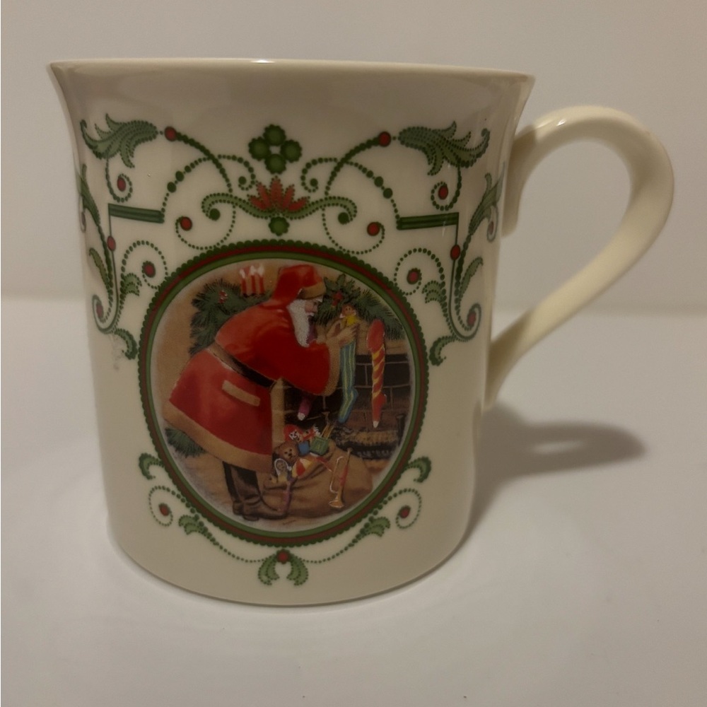 Lenox Christmas Holiday Santa Claus Coffee Tea Cup Mug